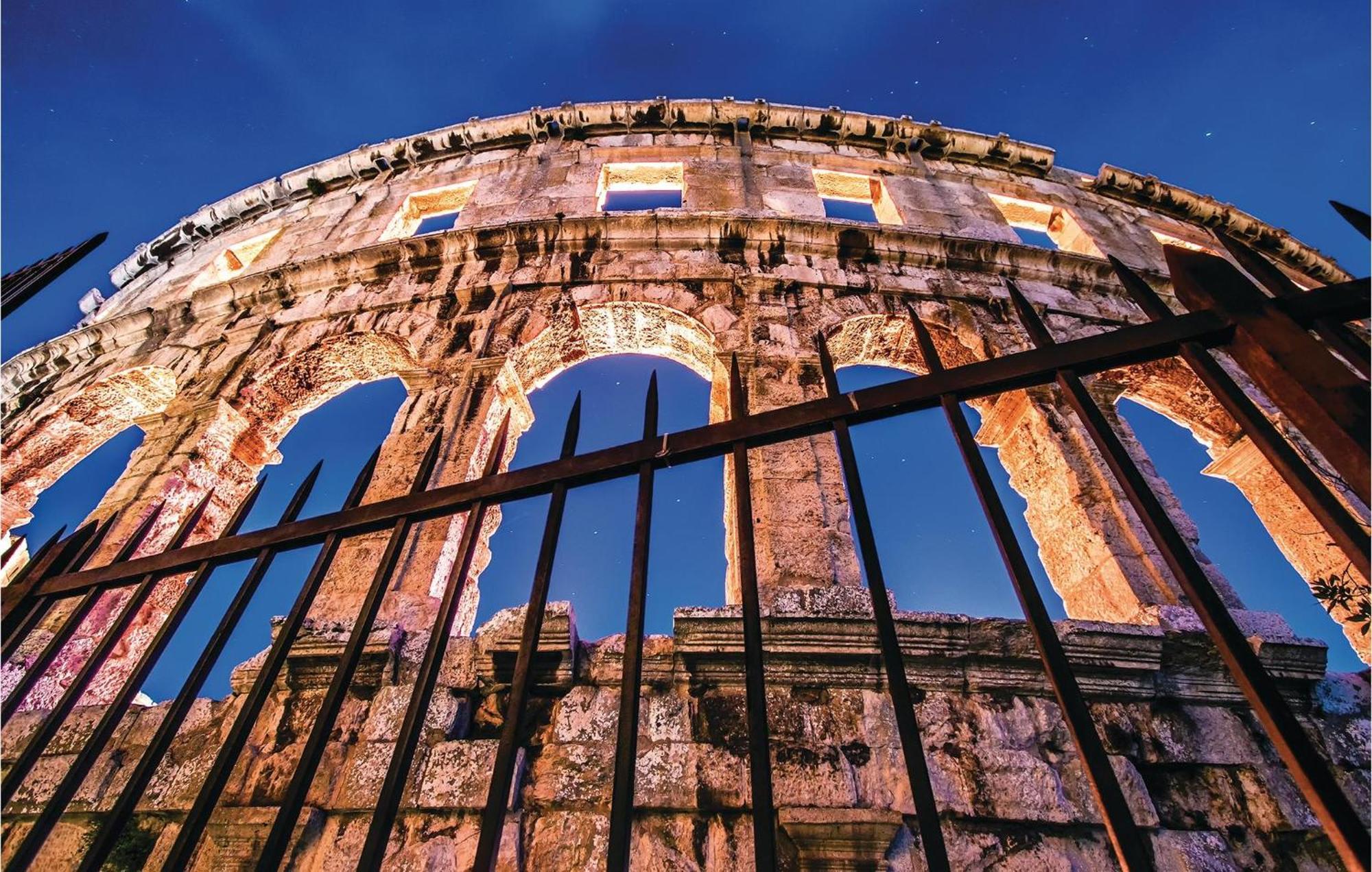 Awesome Studio In Pula With Wifi Exterior photo
